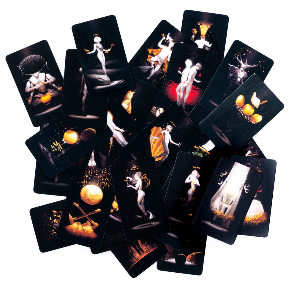 True Black Tarot Cards 78 Card - đánh giá và giá Desk Setup Black