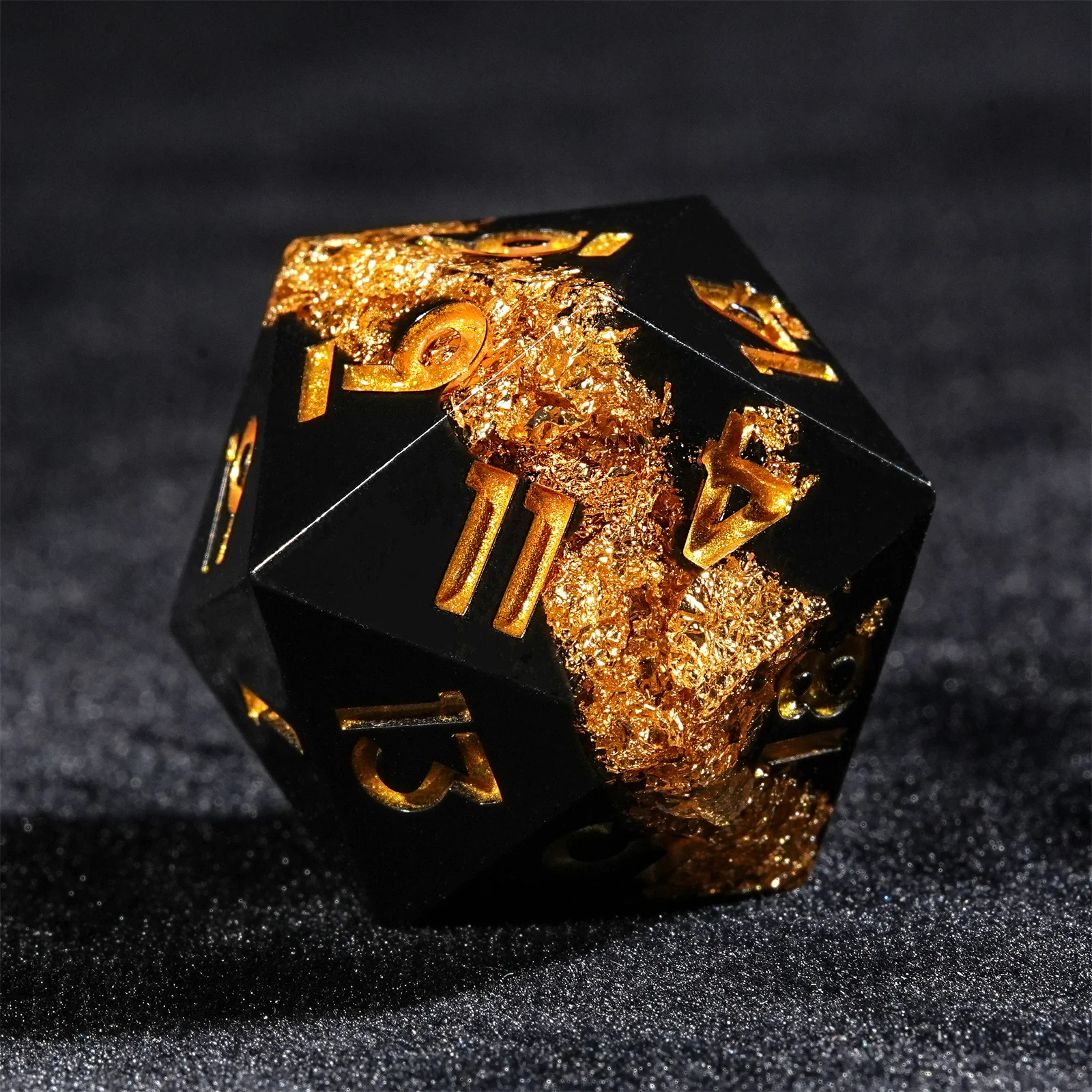 7pcs DND Dice Resin Black Gold - đánh giá và giá Desk Setup Black
