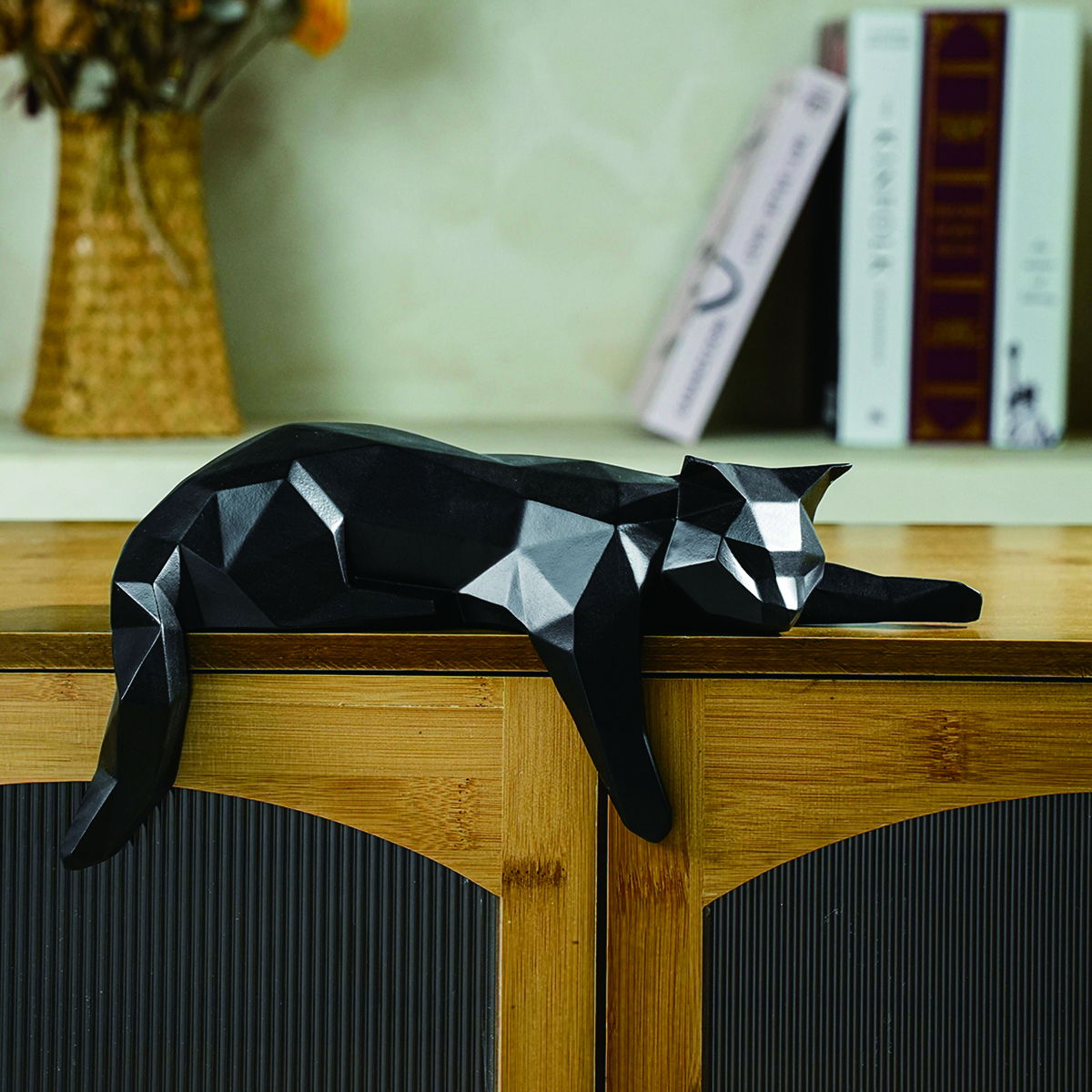White Black Cat Statue - Geome - đánh giá và giá Desk Setup Black